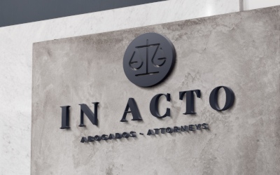 Logotipo de In Acto Abogados